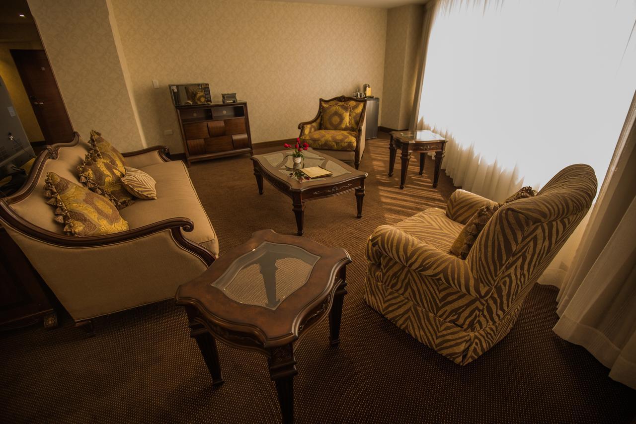 Roles Hotel Sucre Eksteriør bilde